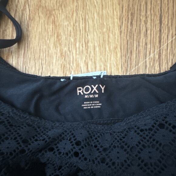 Roxy Cozy & Soft Layered Lace Crochet Bikini Top In Black Sz M - Picture 5 of 7